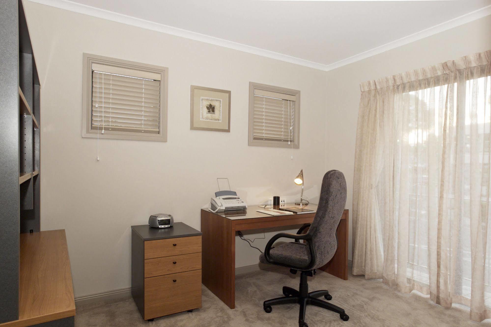 Ringwood Royale Aparthotel Ngoại thất bức ảnh